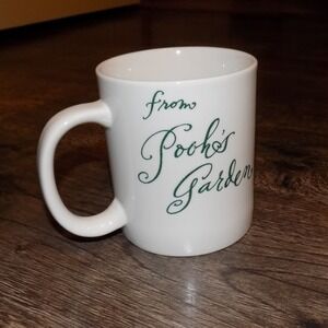 Disney Winnie the Pooh Mug Unisex OS White Excellent‎ Poohs Garden Forest Scene